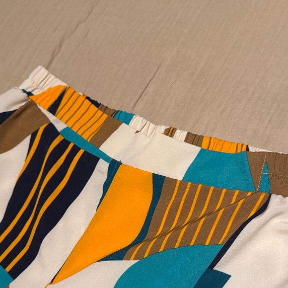 Colorful Geometric Patterned Palazzo Pants - XL - Picture 5 of 6